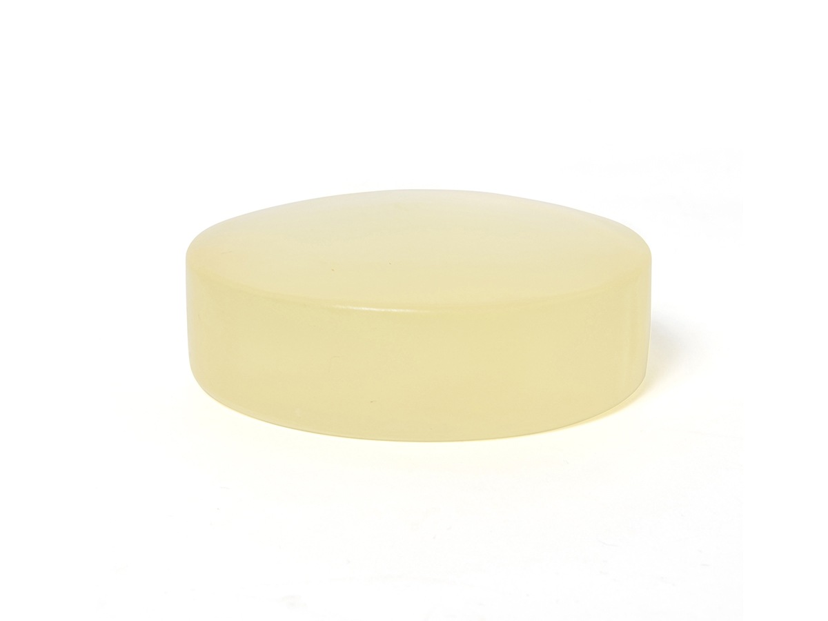 綺麗叶肌　枠練り洗顔石鹸