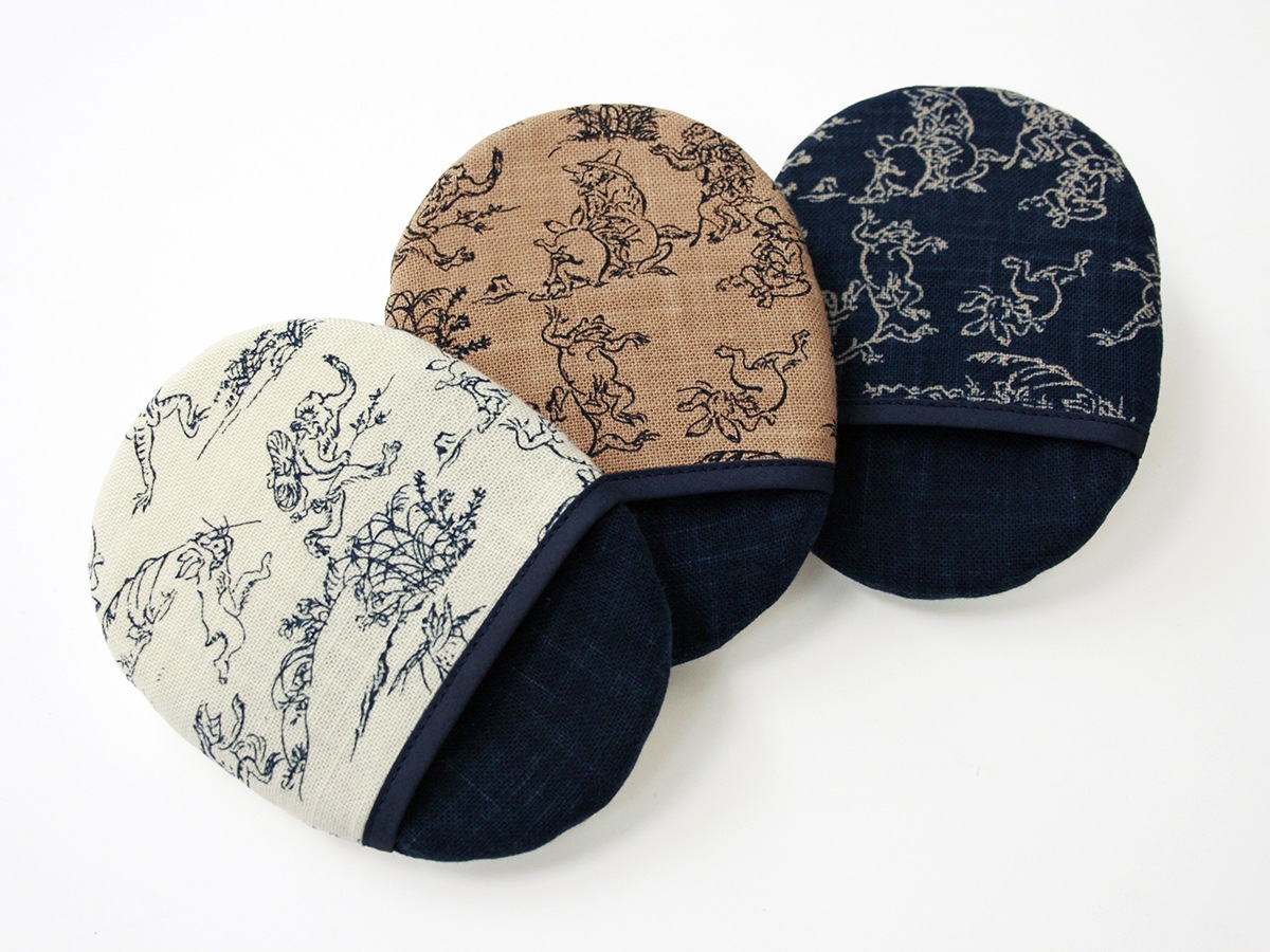 絹羽二重　珠の肌パフ　鳥獣戯画