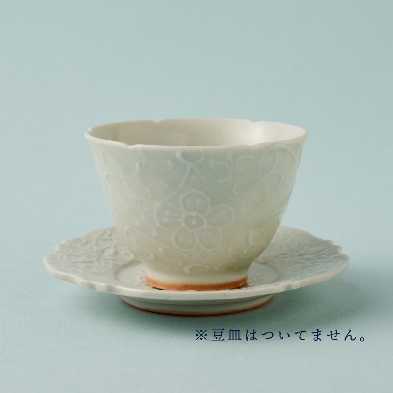 別売の豆皿はソーサーにも。<a href=