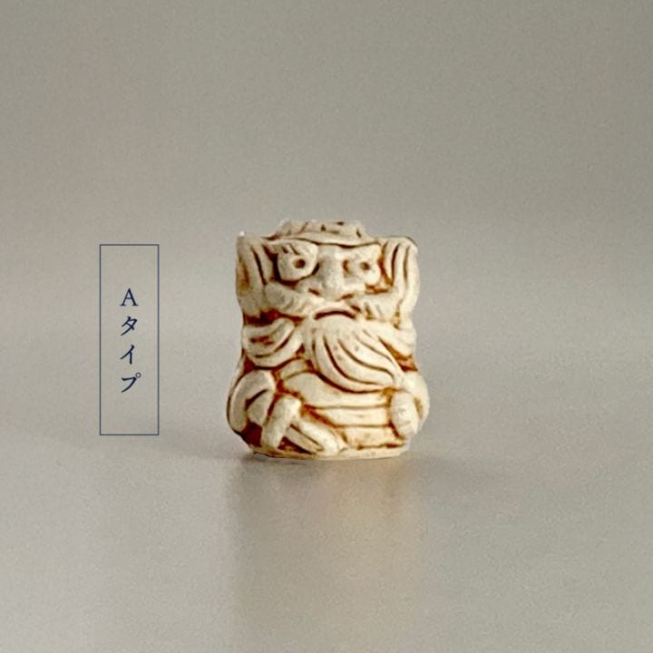 剣を下ろしている鍾馗さん