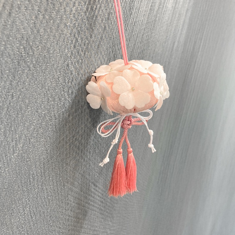 吊るし香飾り《手毬桜》