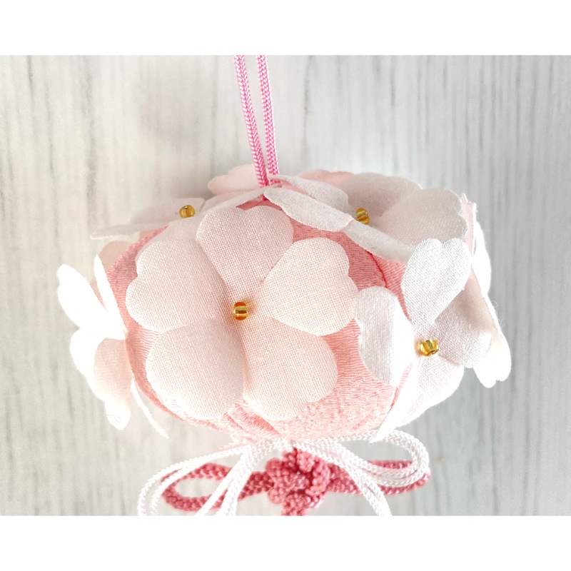吊るし香飾り《手毬桜》