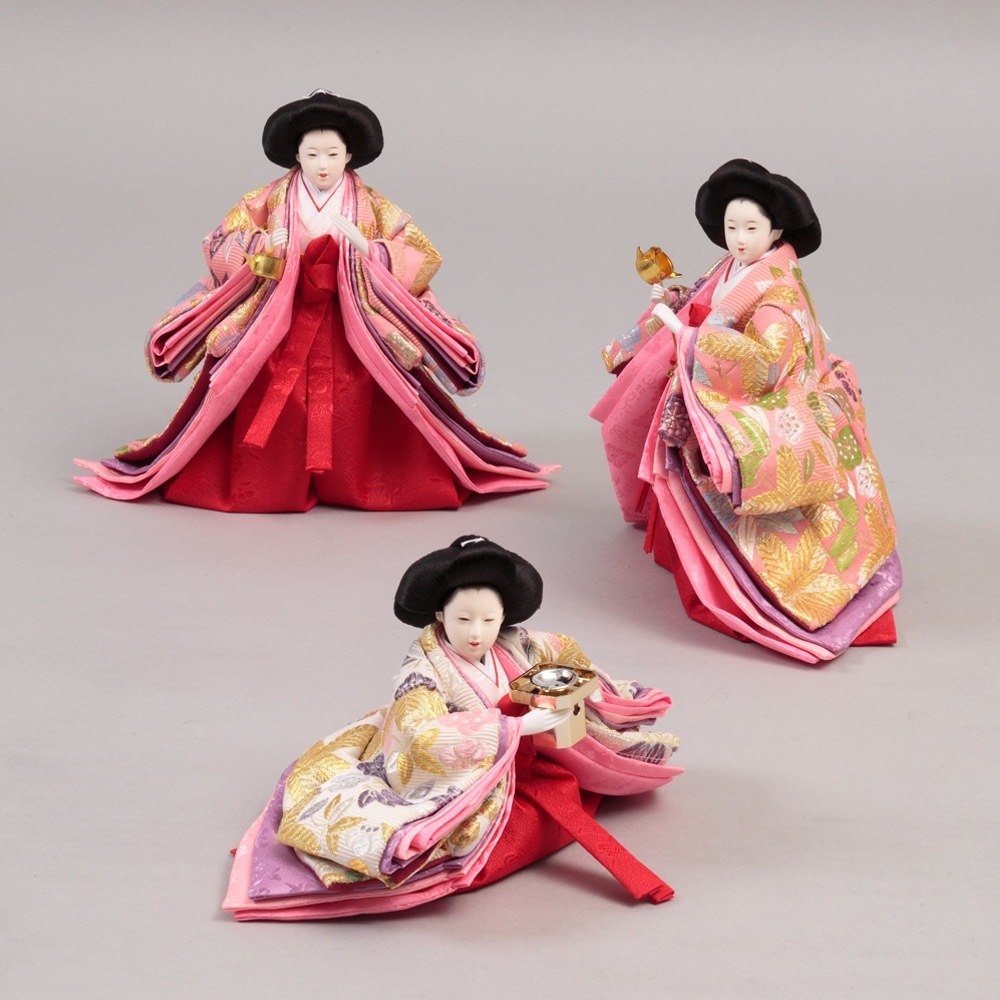 木製三段 親王官女飾り 72HR-G12 | 段飾り | 【公式】 人形の久月