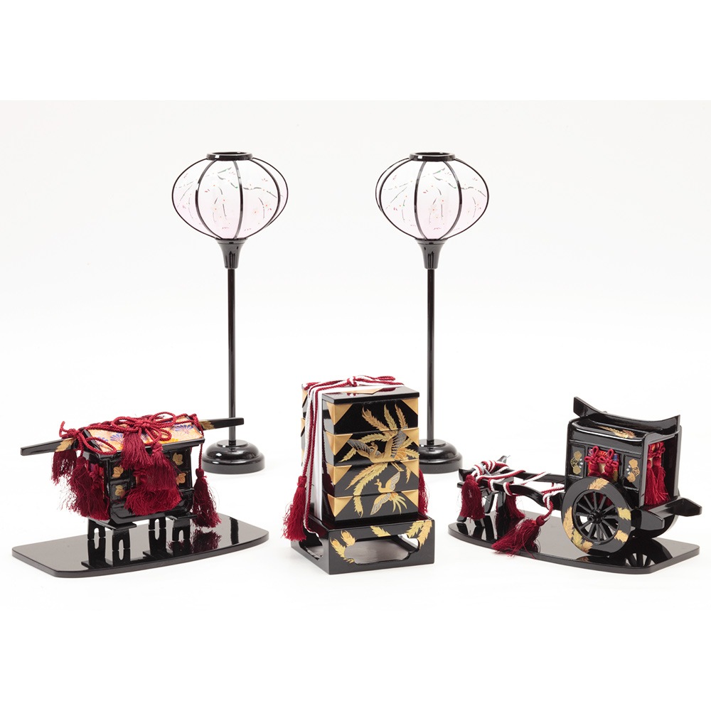 ワダエミ監修 木製三段 親王官女飾り 73HR-G14 | 段飾り | 【公式