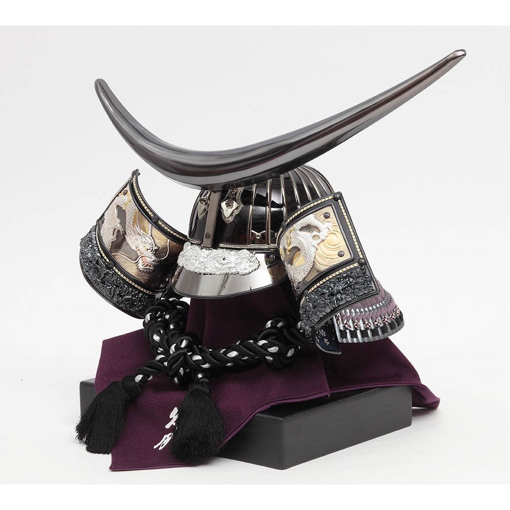 伊達政宗公 着用兜飾り 4GR-K29 | 兜飾り | 【公式】 人形の久月