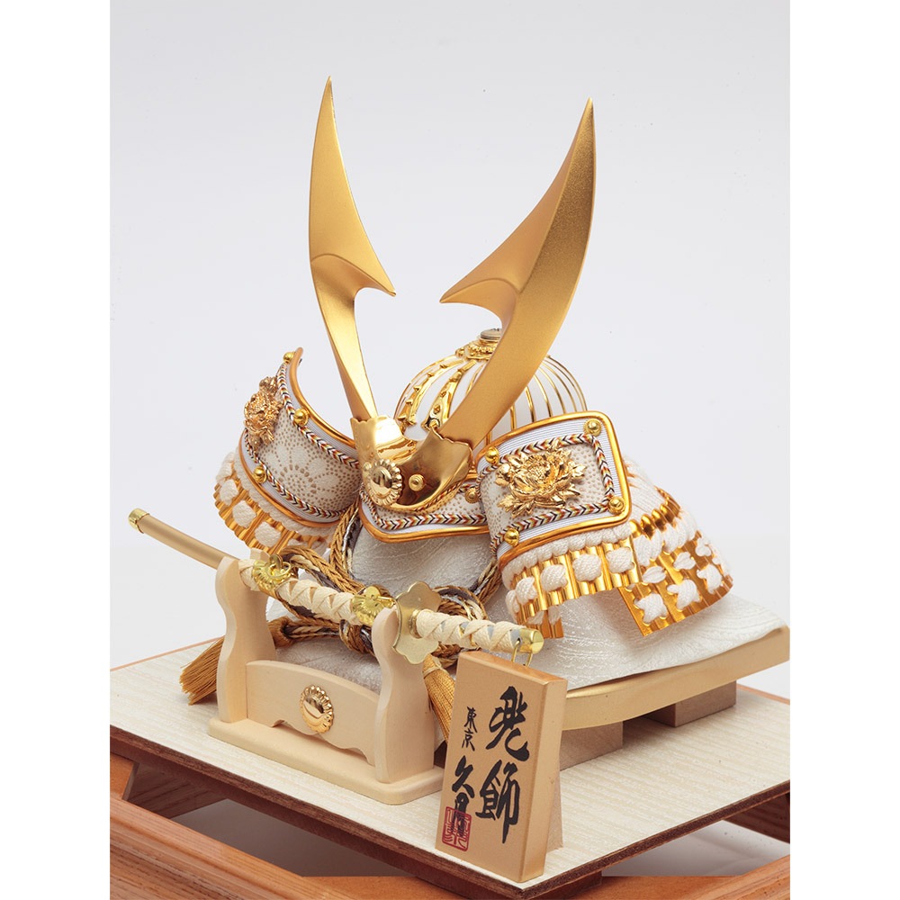 黒龍 特上ケース飾り 五月人形 コンパクト 黒龍（こくりゅう）特上ケース飾り | 迫力