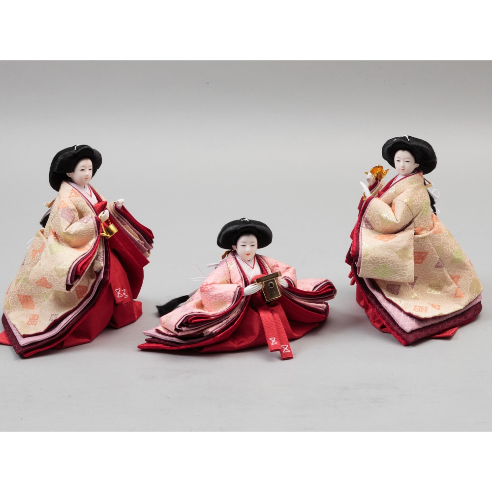 木製三段 親王官女飾り 72HR-G19 | ひな人形 | 【公式】 人形の久月