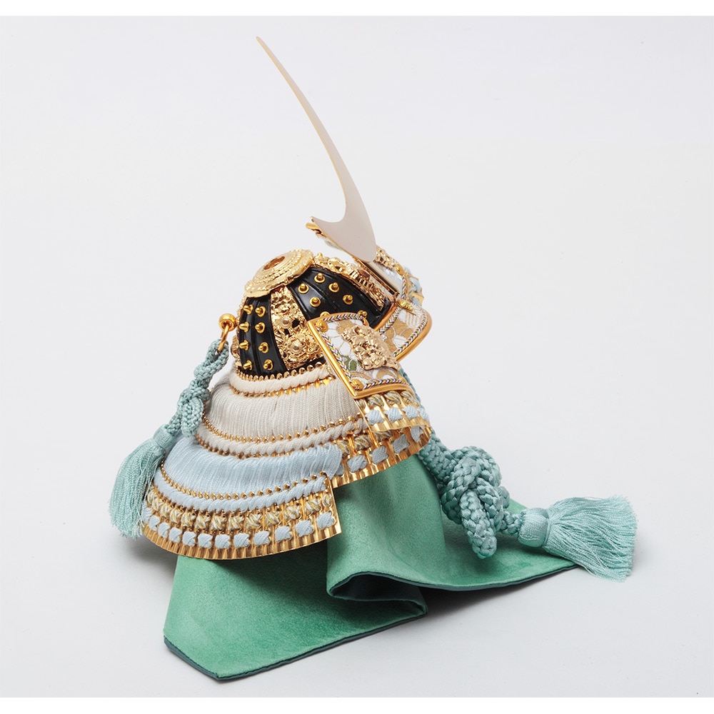 伊達政宗公 兜飾り 5GR-K16-Z | 兜飾り | 【公式】 人形の久月