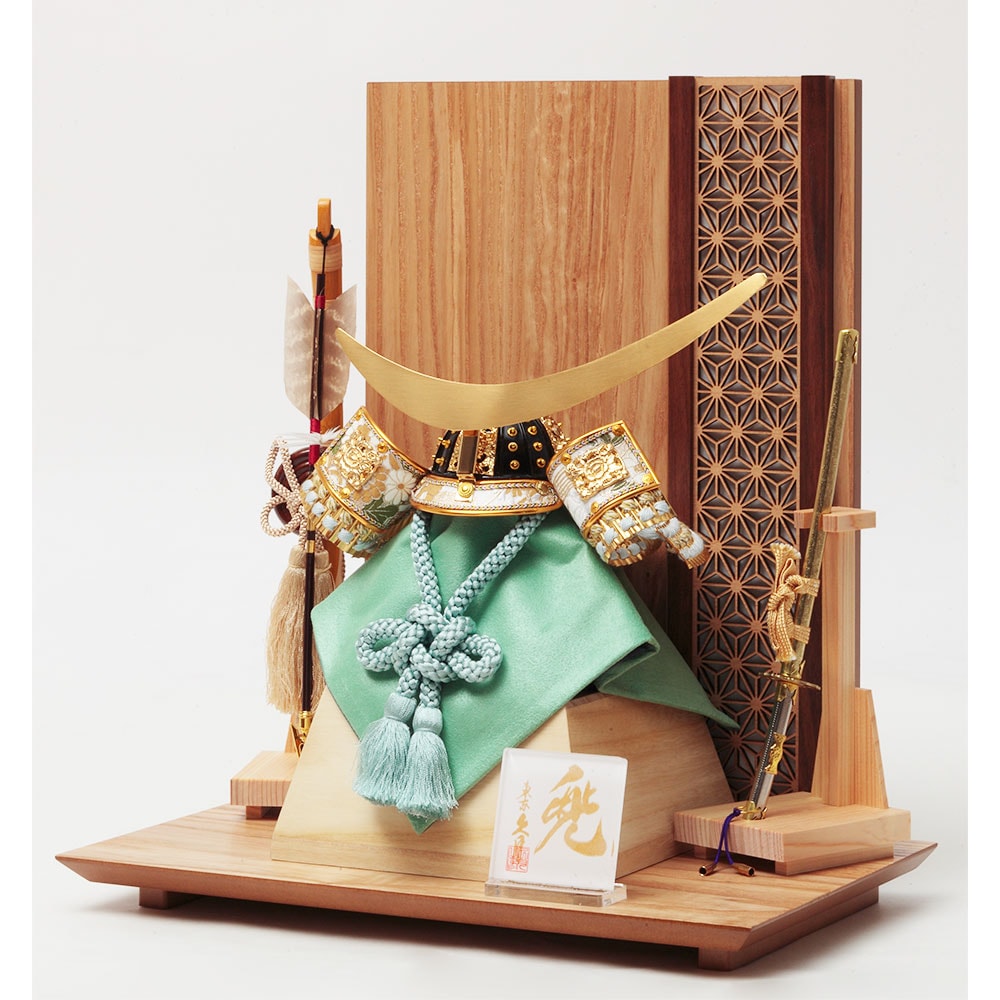 伊達政宗公 兜飾り 5GR-K16-Z | 兜飾り | 【公式】 人形の久月