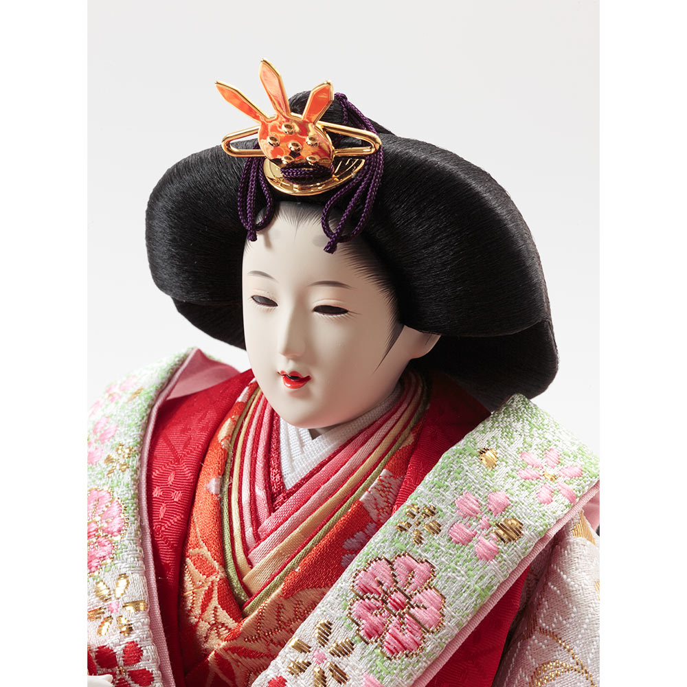 座敷童子ちゃん　2025年　開運‼️赤富士ネックレス 毛氈二段 親王官女飾り 3HR-G64-Z | 段飾り | 【公式】 人形の久