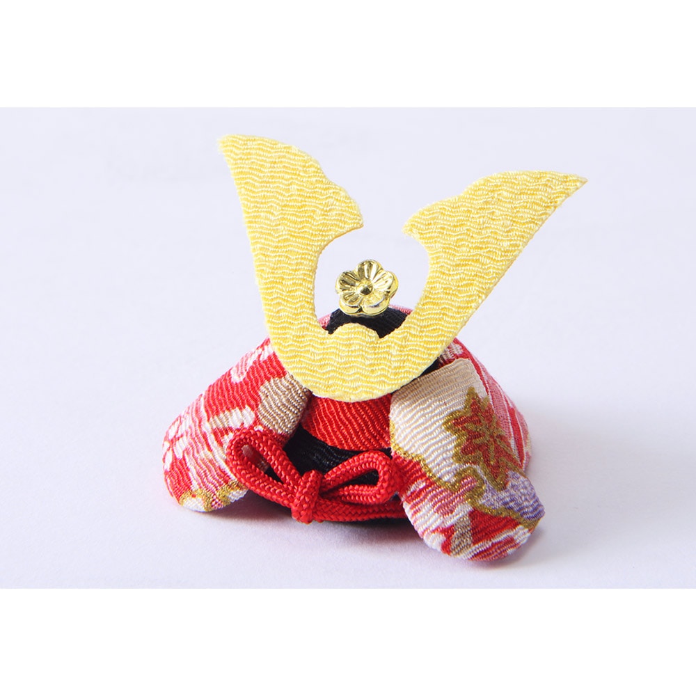 昭和レトロ 染吉 極上紅色逸品 金彩 光輝 鯉のぼり 2Mセット 子供の日 装飾 鯉のぼり 2mセット 染吉 金彩の輝き 光輝 - メルカリ