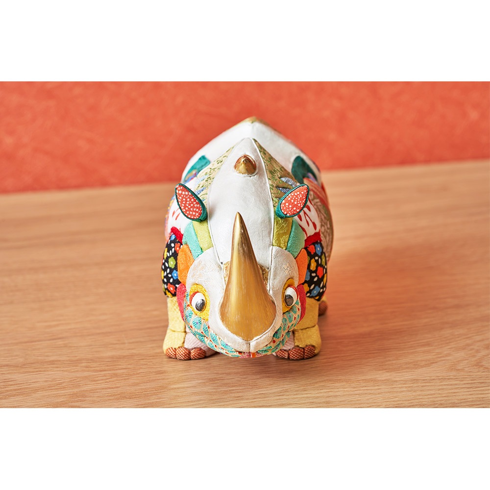 幸一光作 木目込飾り Anima 犀小 台付き IPM-10-Z-US-S | 動物