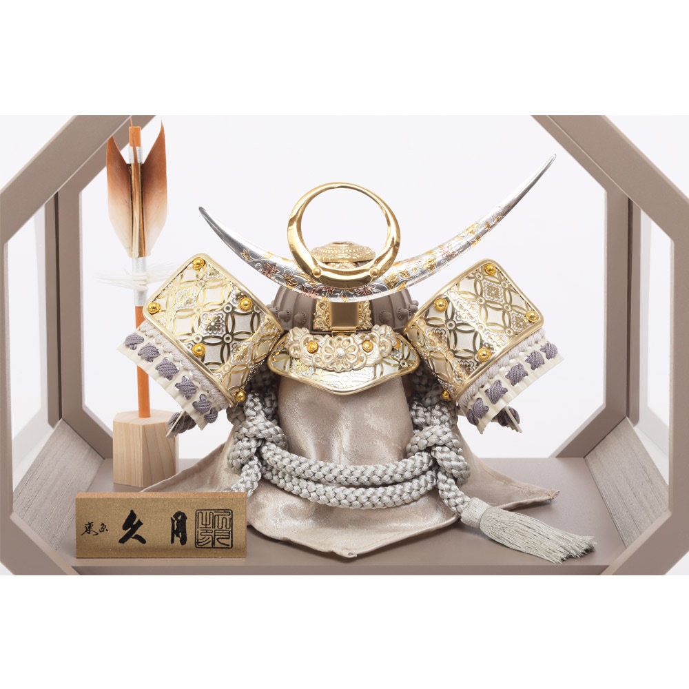 上杉謙信公 兜ケース飾り アクリルケース 6G-C25 | 兜ケース飾り