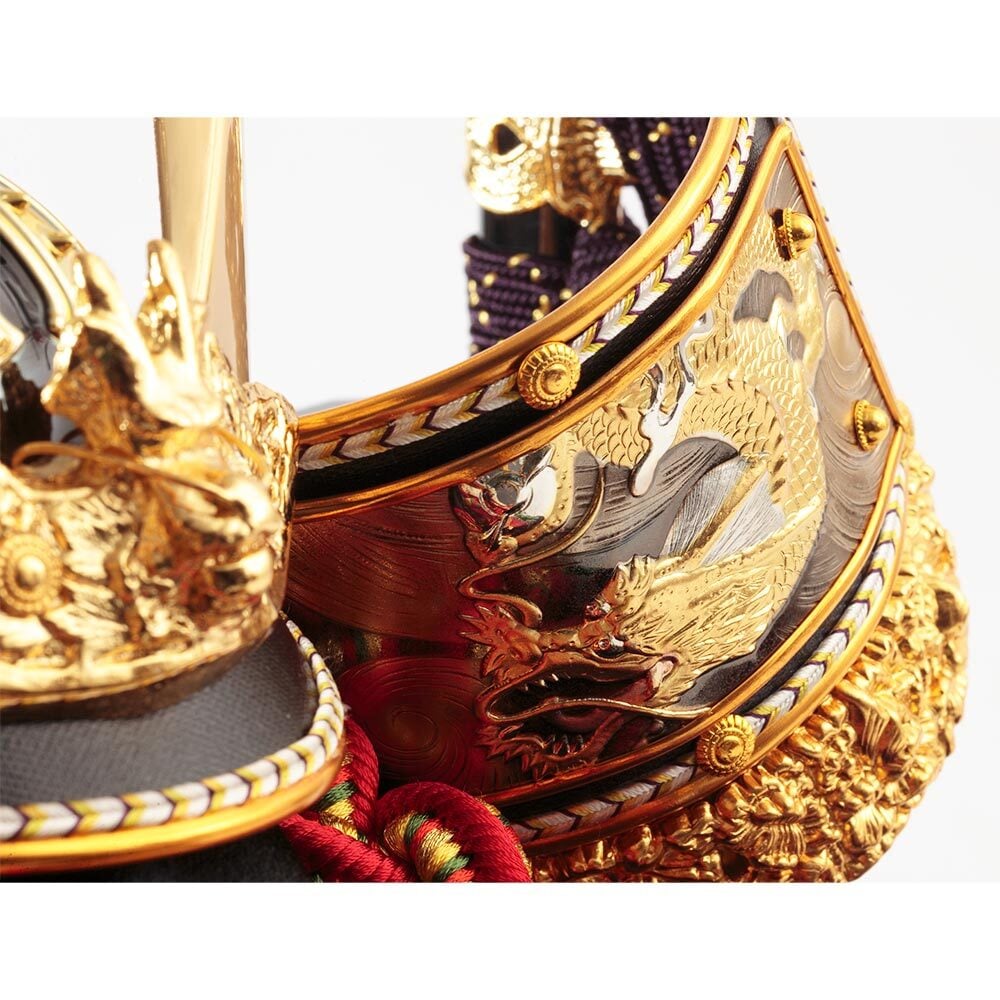 144,黄金櫃ティッシュケース  オシリスの天空竜　緋村剣心　ホークス　カルー 兜ケース飾り オルゴール付 4G-C12 | 取付ケース飾り | 【公式