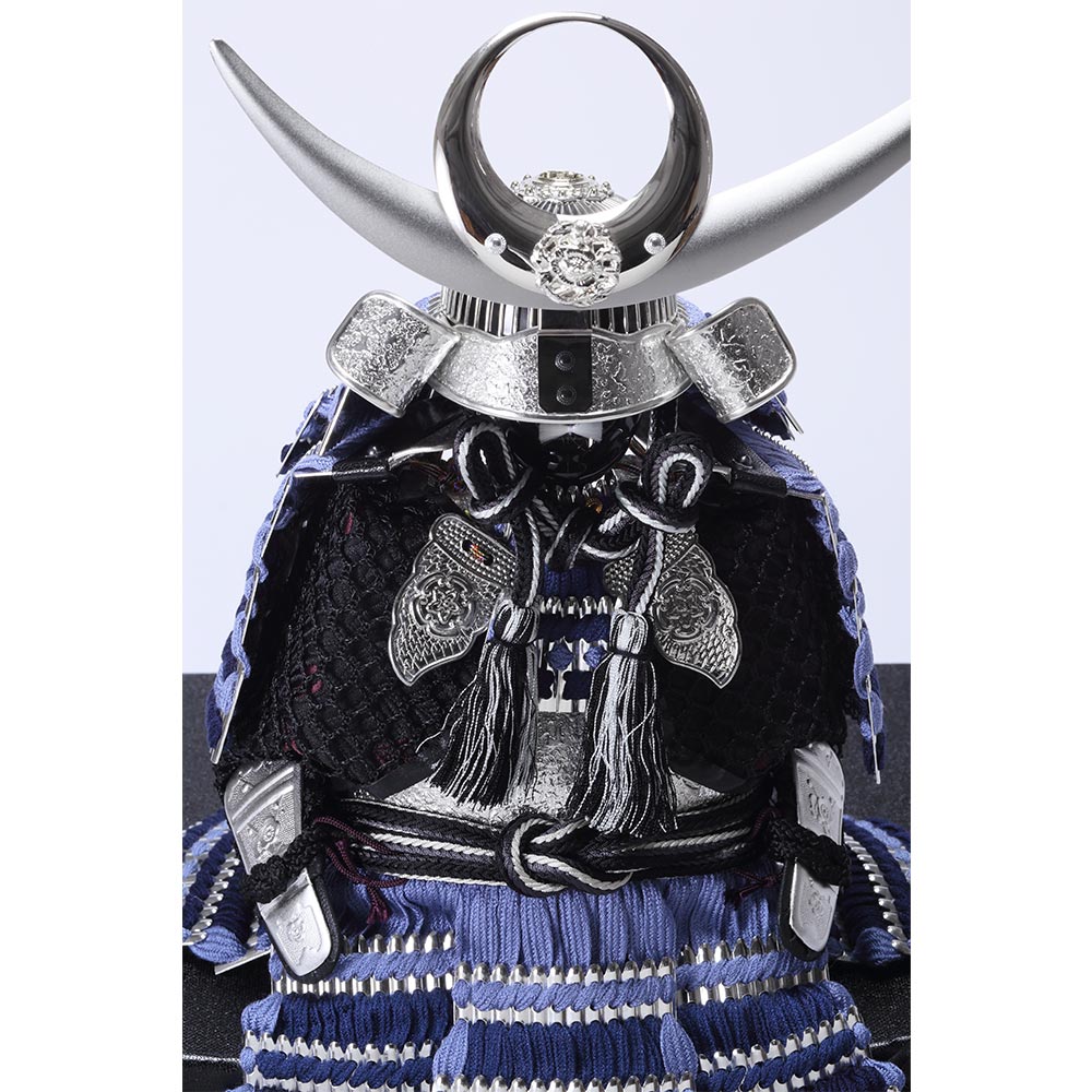 伝統的な武士の鎧飾り物 鎧 鎧飾り 戦国武将 ディスプレイ サムライ armor インバウンド 甲冑 工芸品