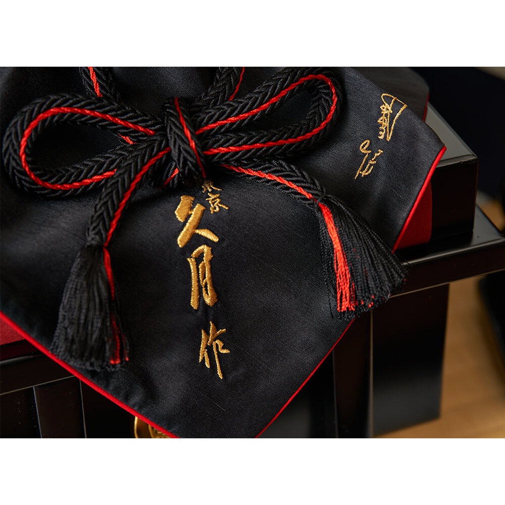 ♡えり♡ELI♡6日夜兜ウサセット販売 ワダエミ監修 王者之兜飾り 71GC-10-Z-S | 兜飾り | 【公式