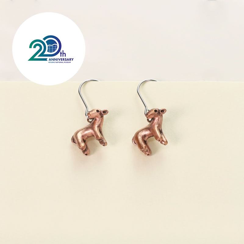 鹿埴輪　フックピアス
