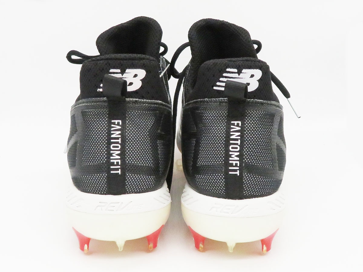中古野球　スパイク　ニューバランス27cm ニューバランス スパイク 野球 27.5cm 海外輸入品 - メルカリ