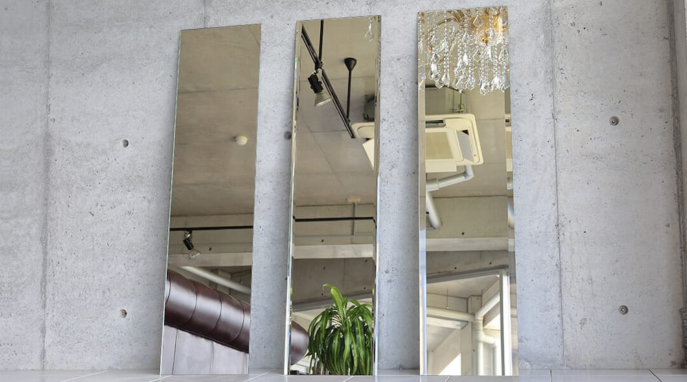 【アクリル表札】キラキラ飾り線付＊４辺４５度面取り鏡面磨き＊1㎜単位、穴開け対応 アクリル表札】キラキラ飾り線付＊4辺45度面取り鏡面磨き＊1㎜単位