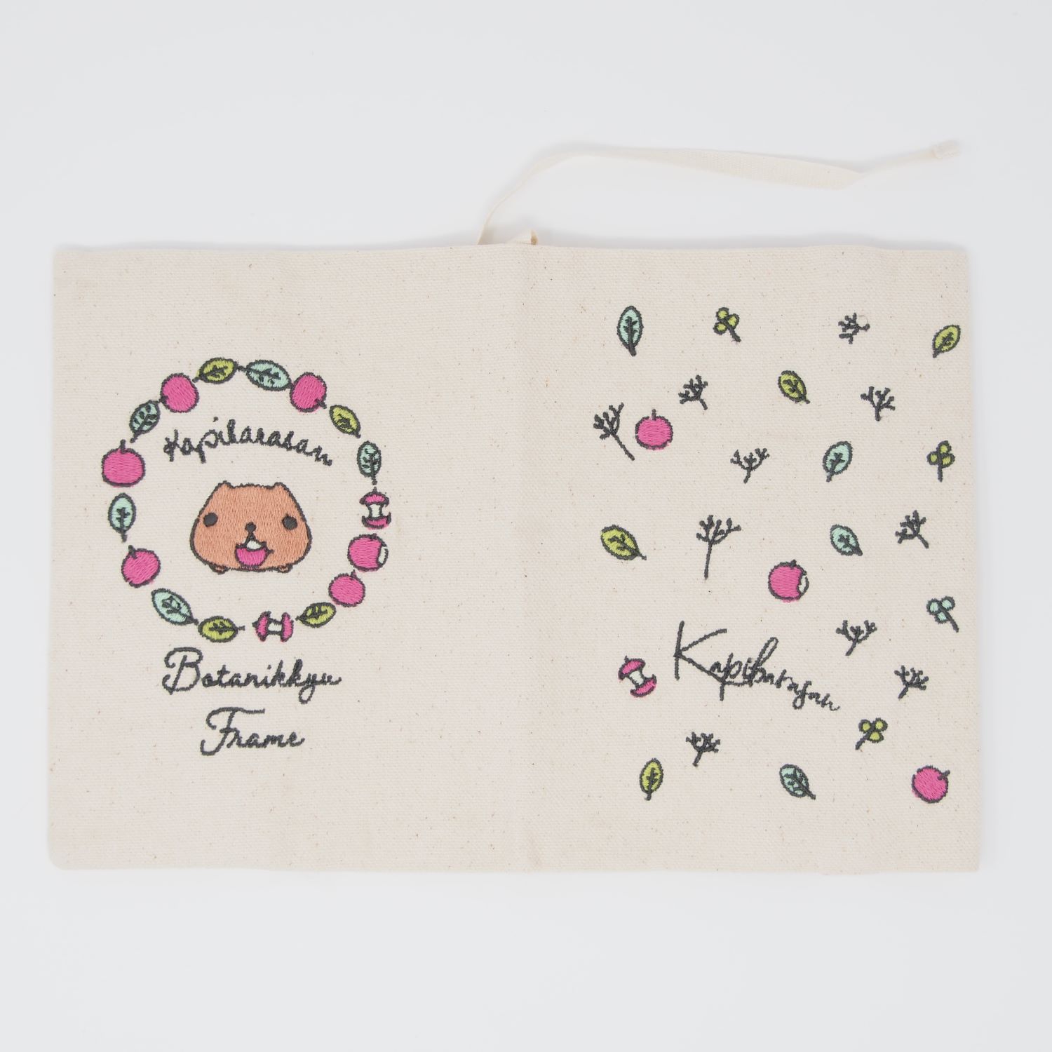 P J c 正規製品　廃盤総刺繍　完売特大インテリアカバー　140×143 10営業日内に発送】カピバラさん 刺繍ブックカバー | 雑貨