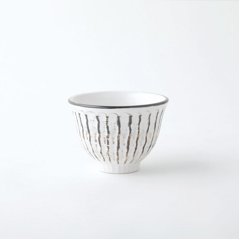 錆粉引　しのぎ小丼