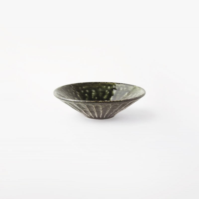 黒織部　しのぎ浅鉢　小