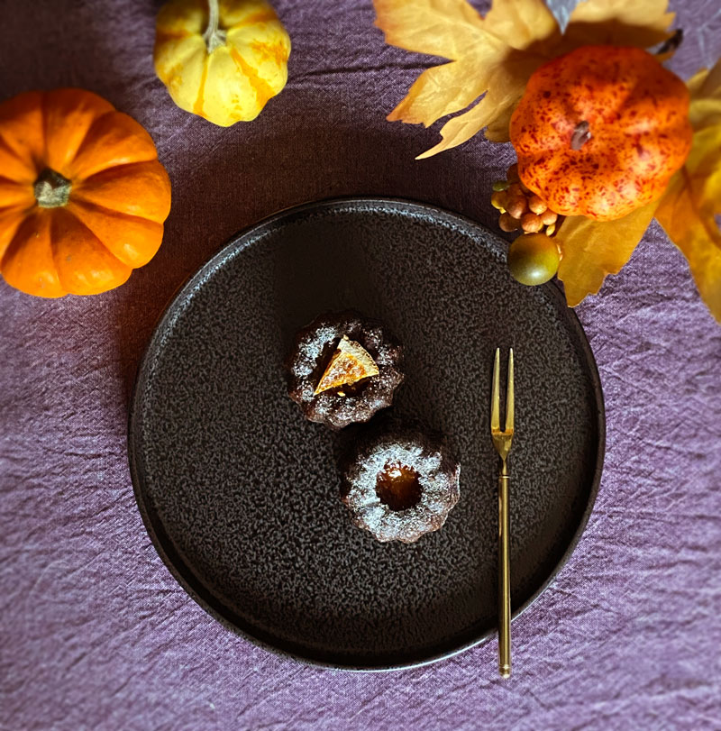 ♥お奨め♦高級のおもてなし演出ディスプレイ ♦黒御影風三角デザイン皿５皿 ♥お奨め♢高級のおもてなし演出ディスプレイ ♢黒御影風三角デザイン