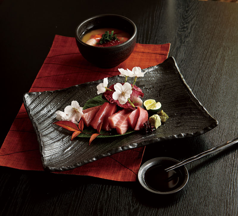 黒御影 枯山水 角皿中31cm｜うつわや休兵衛