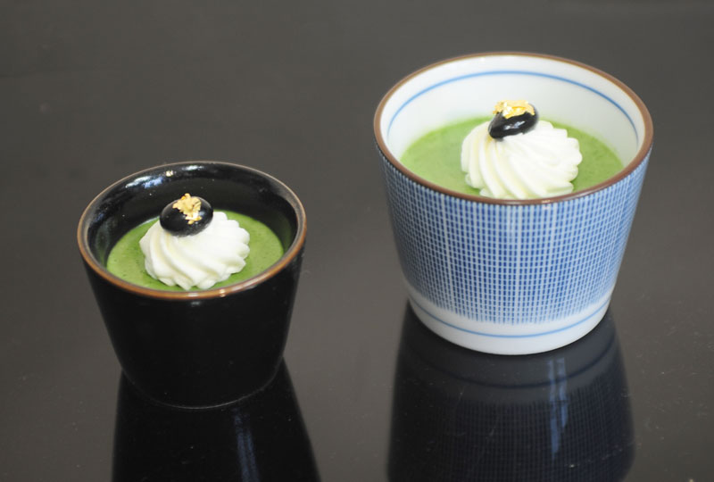 柚子黒天目　薬味皿