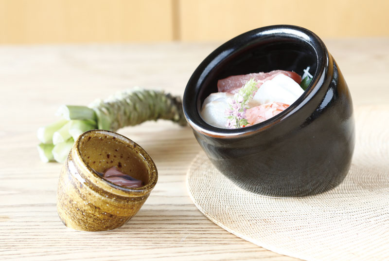 飴斑点 たこ壺 大｜うつわや休兵衛