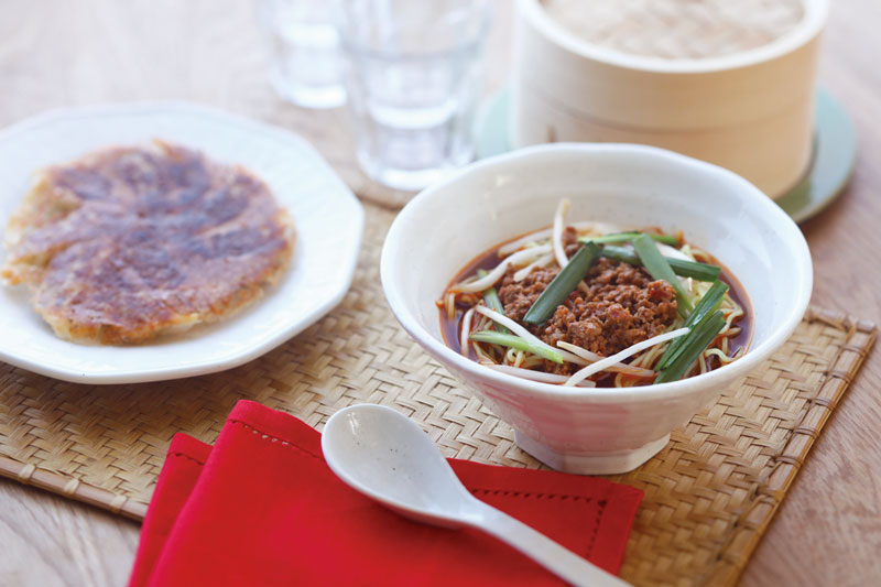 白玉粉引　八角4.8飯碗