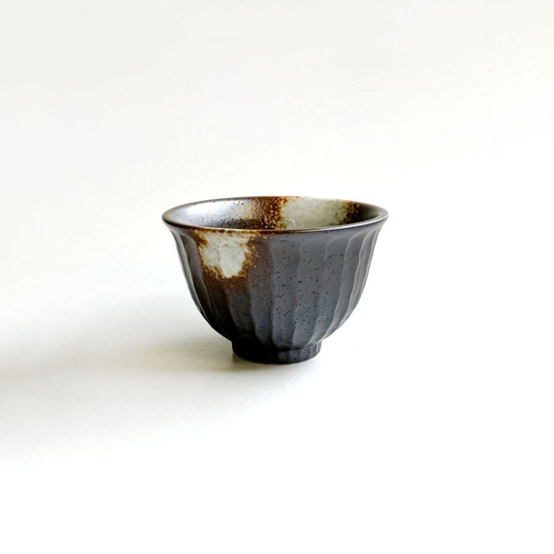 古備前　しのぎ飯碗