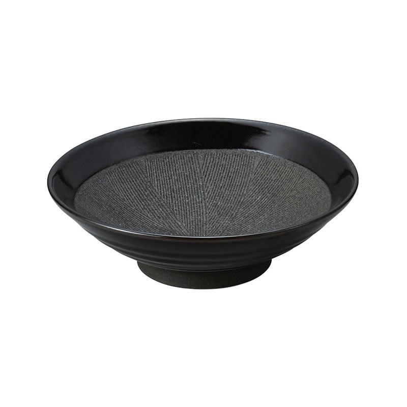 黒釉炭化黒　櫛目8.0めん鉢
