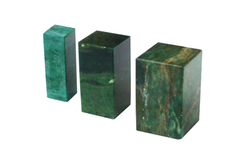 �����С�2.3cm �� 5.0cm