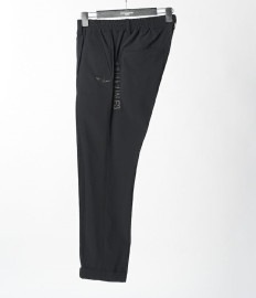 1PIU1UGUALE3 GOLF . PLAYER SLACKS /GRP093-NYU075 . MEN