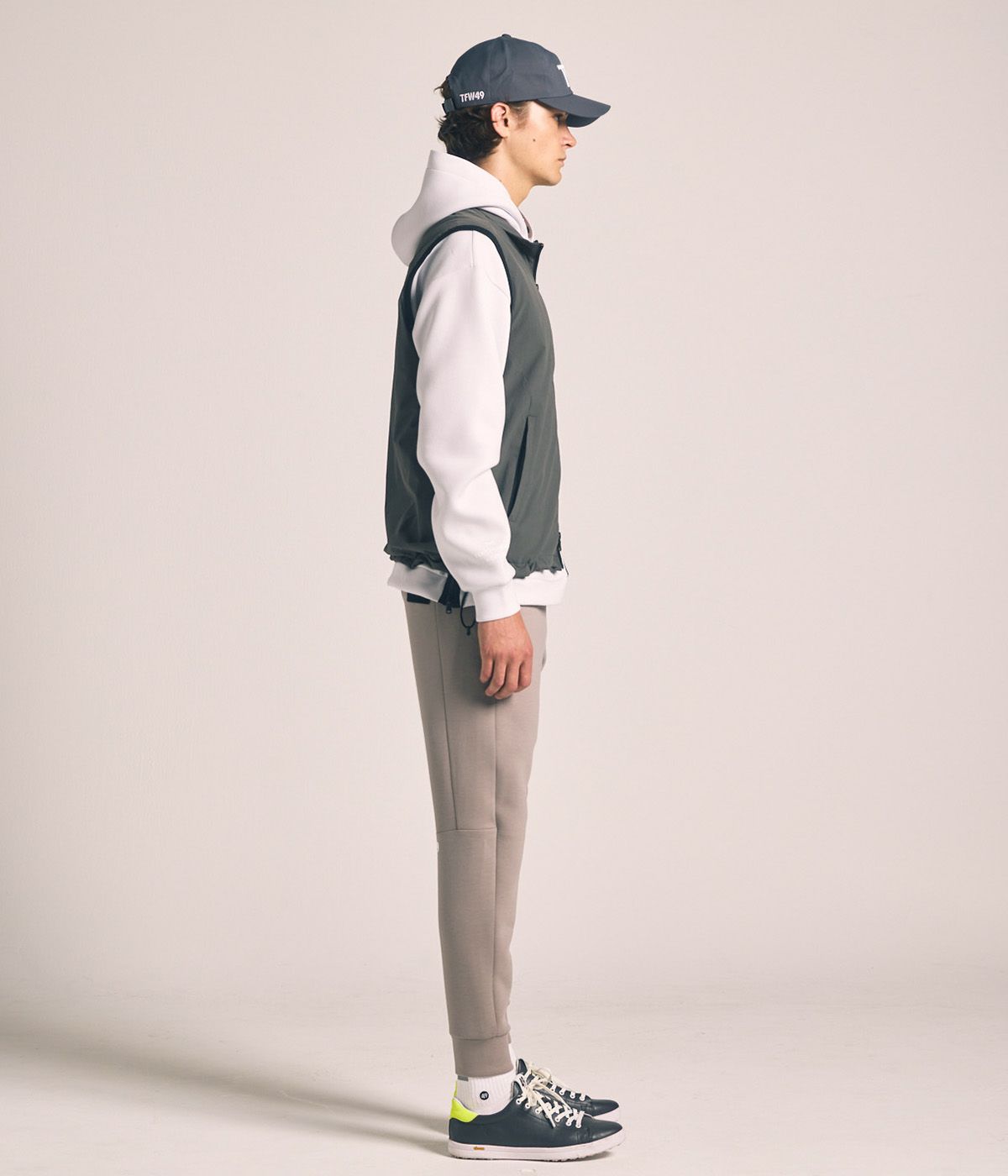メンズウェア TFW49 CARDBOARD MATERIAL JOGGER PANTS TFW49 - CARDBOARD MATERIAL JOGGER PANTS | パンツ | グリーン