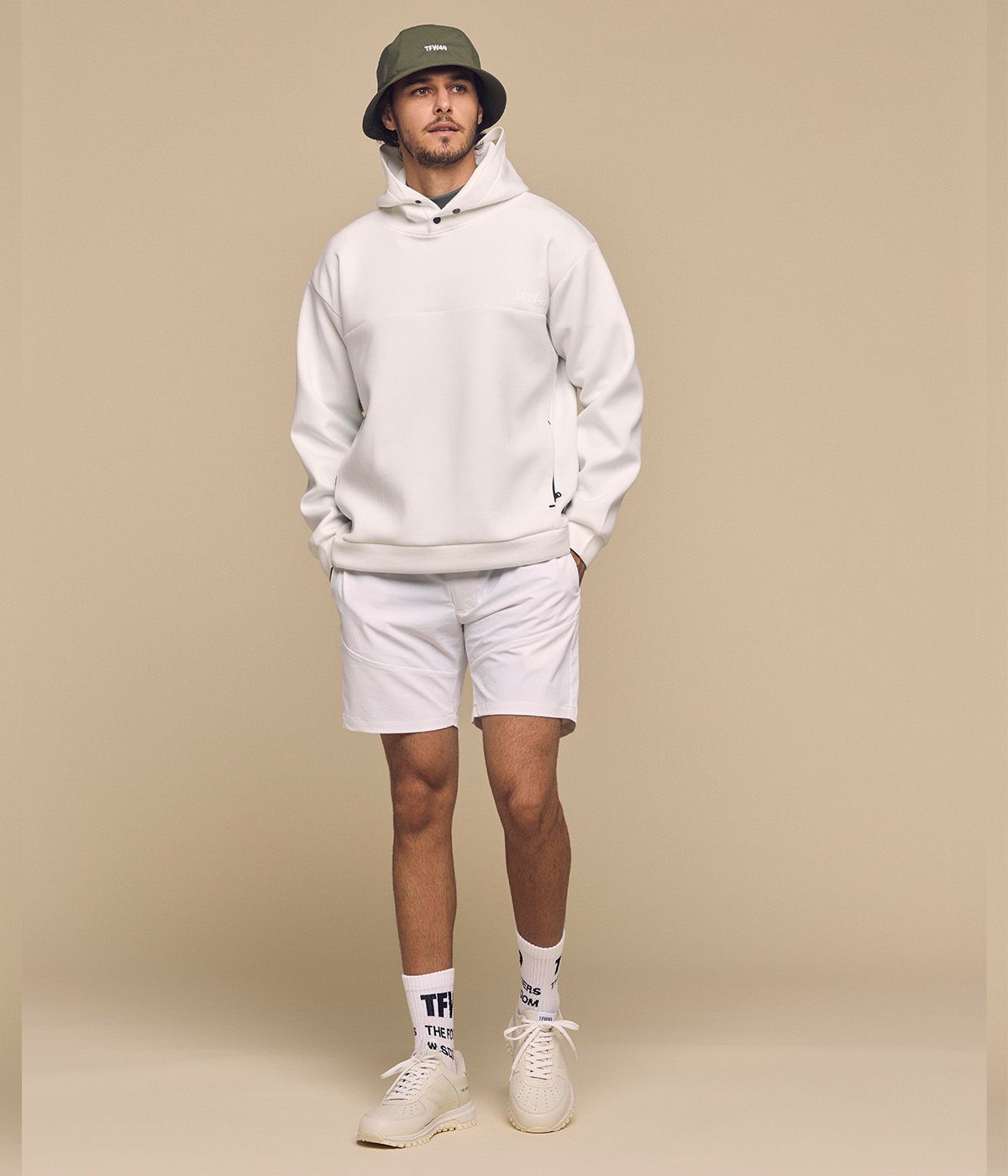 TFW49 / T102510001 / CARDBOAD MATELIAL HOODIE (4色) / UNISEX
