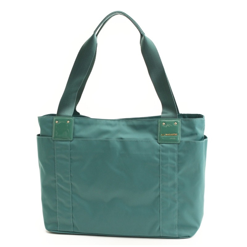 撥水加工で雨の日も安心◎ ナイロントートバッグ【軽量・A4収納】