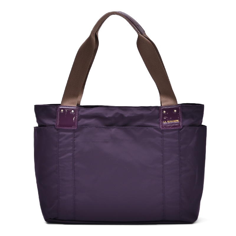 撥水加工で雨の日も安心◎ ナイロントートバッグ【軽量・A4収納】