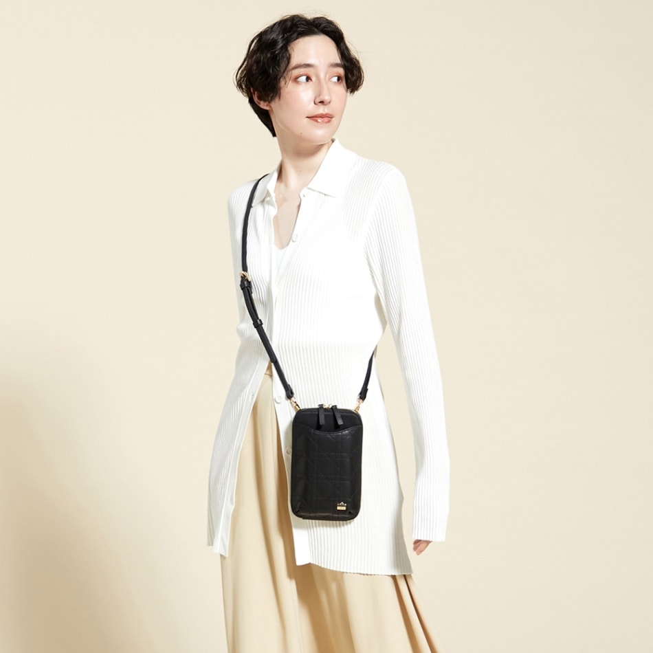 【レザー×ステッチ】スマホポシェット