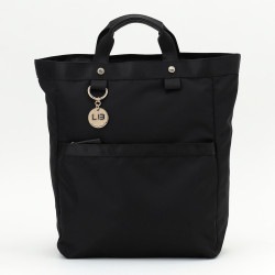 チャーム付き　ナイロンスクエアリュック