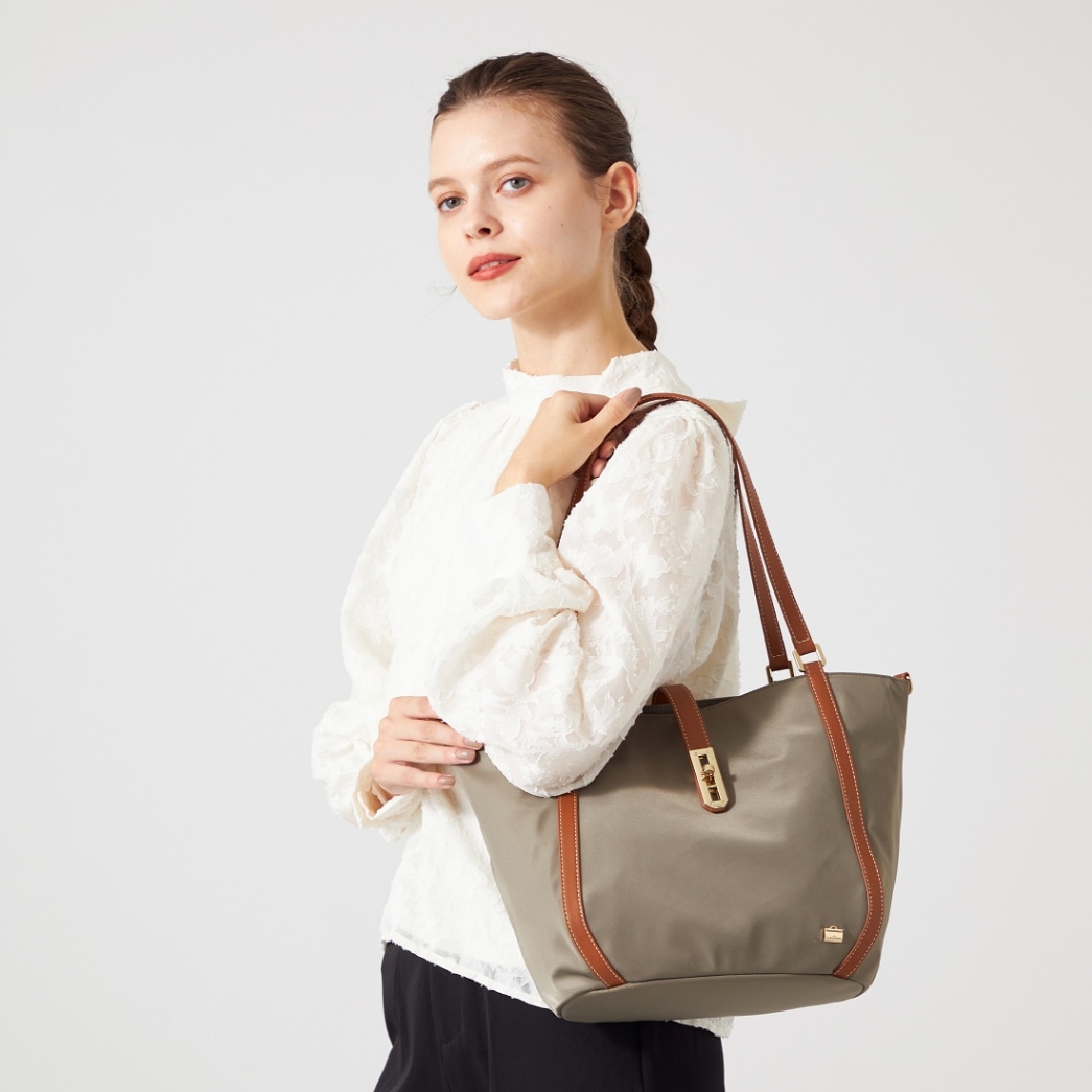 ひねり金具付きエレガンストート　Sサイズ