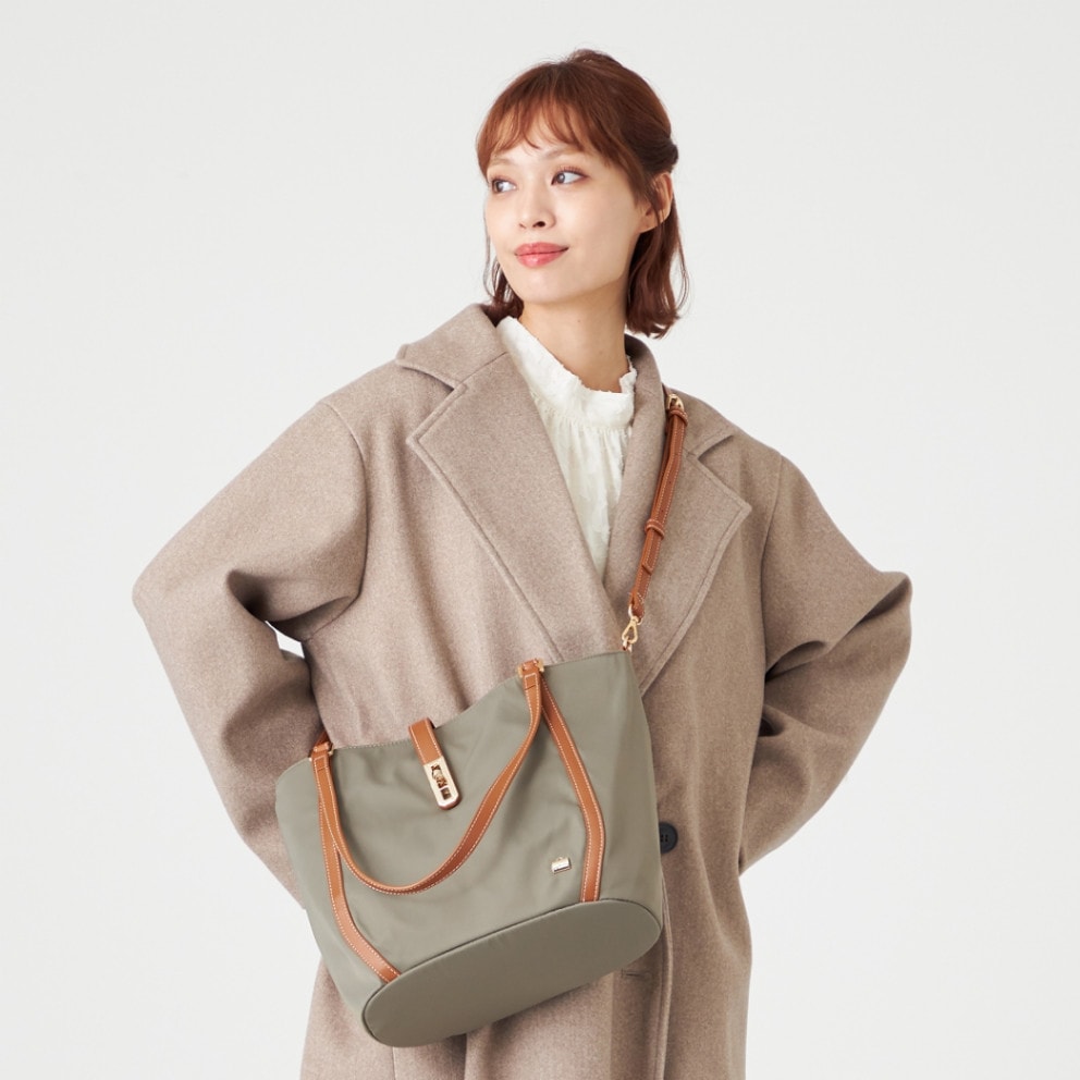 ひねり金具付きエレガンストート　Mサイズ