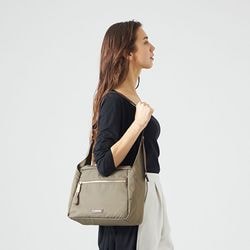 メタルバックル ボックスショルダー Sサイズ