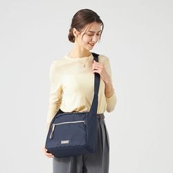 メタルバックル　ボックスショルダー　Sサイズ