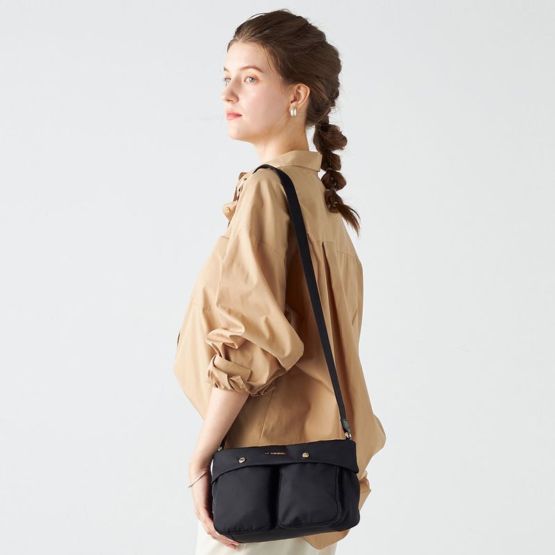 アディクション、M A C、ヒンス、ジル、等と、ラ バガジェリーショルダーバック アディクション、M A C、ヒンス、ジル、等と、ラ バガジェリー