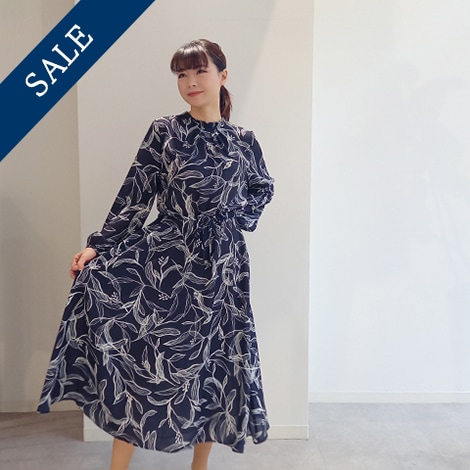 ラインアート花柄ワンピース【75782】