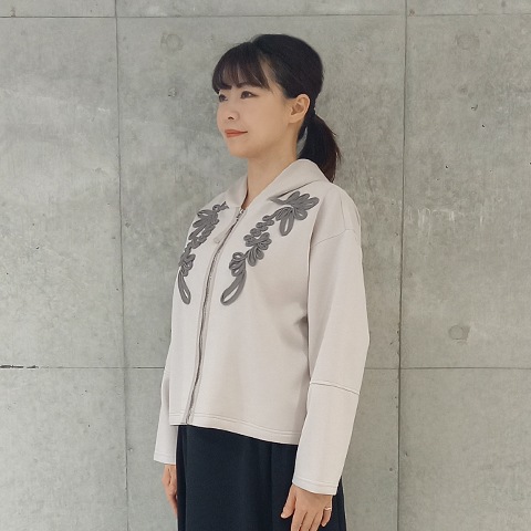 コード刺繍・デザインフーディー【75127】