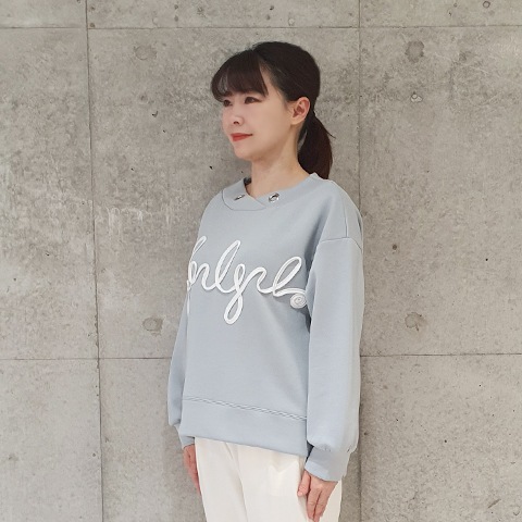 変型衿＆刺繍デザインプルオーバー【75110】