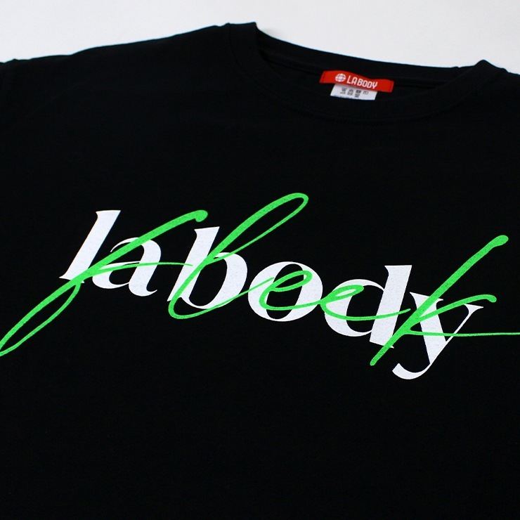LA BODY 륨ܥǥ ON FLEEK T Ⱦµ  ֥å   եåȥͥ  ݡ  襬 